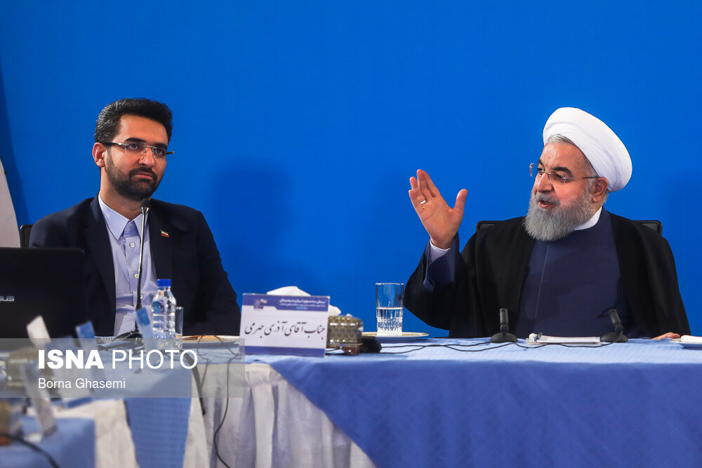 نشست وزیر و مدیران ارشد وزارت ارتباطات با روحانی