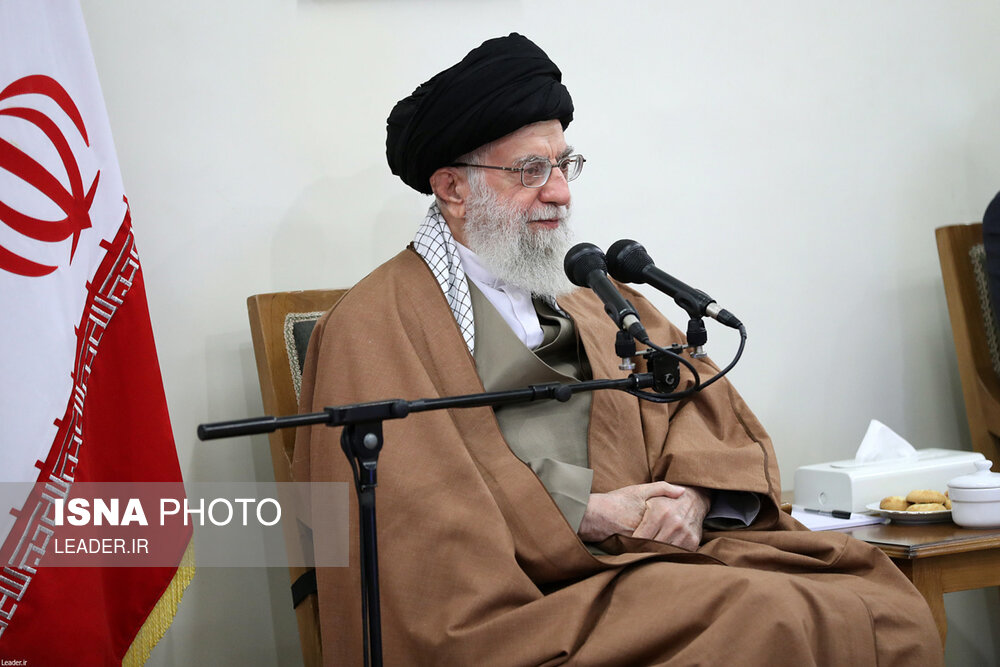 دیدار مسئولان و محققان ستاد توسعه علوم شناختی با مقام معظم رهبری