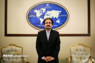 انقلاب اسلامی برای همه کشورهای جهان منشأ اثر بود
