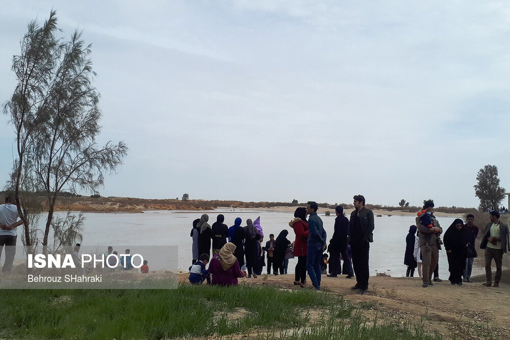 ورود آب به تالاب هیرمند