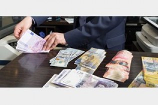 600 صرافی بازار متشکل را می‌چرخانند