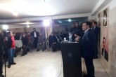 هیچ کس حق ندارد پشت سر نمایندگان گذشته و فعلی حرفی بزند