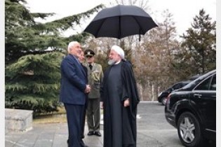 »ماجرای استعفای ظریف« به روایت روزنامه لبنانی/ ساعات طوفانی ختم به خیر شد