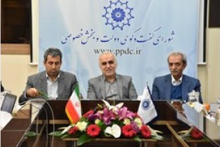 وزیر اقتصاد: تصمیمات ارزی در یک کمیته پنج نفره گرفته می شود