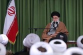 رهبر معظم انقلاب: طلبه بی اعتقاد به انقلاب به درد کشور نمی‌خورد