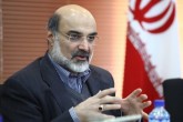 فردوسی پور در شبکه سه می ماند فردوسی پور در شبکه سه می ماند