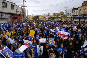 راهپیمایی نمازگزاران جمعه شیراز در حمایت از سپاه