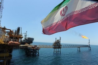آمریکا امروز پایان معافیت خرید نفت از ایران را اعلام می‌کند
