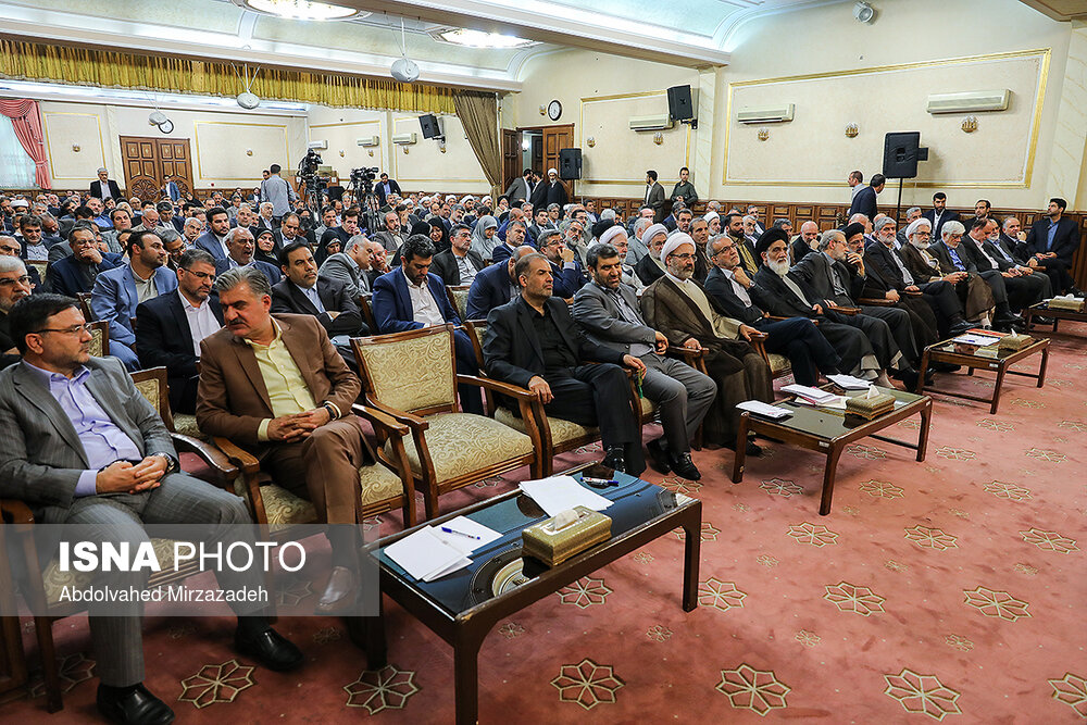 نشست هم اندیشی نمایندگان مجلس با رئیس قوه قضاییه‬‎