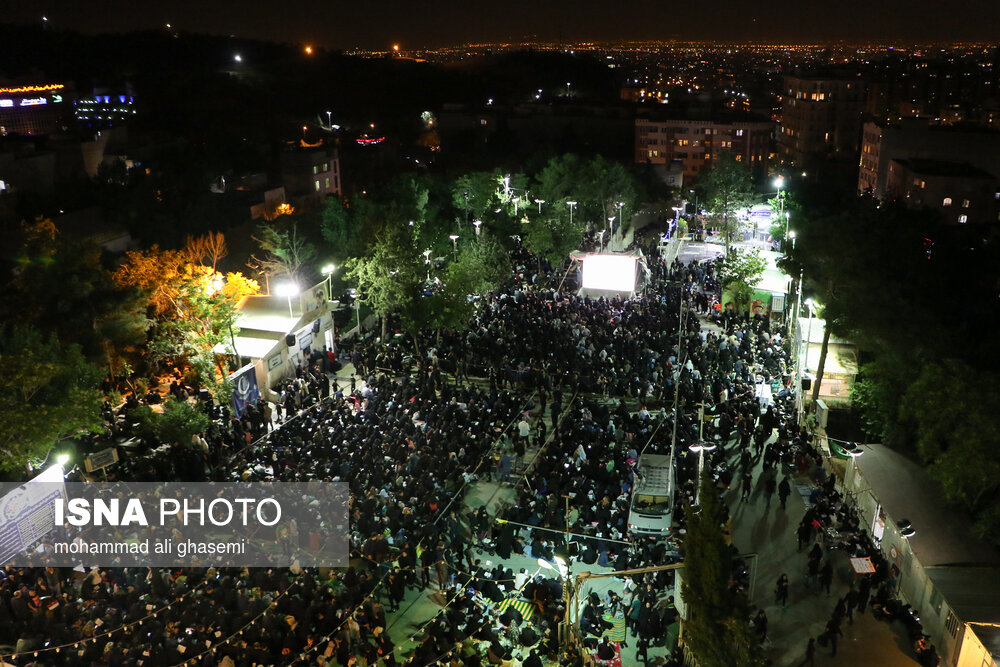 لیالی قدر، شب بیست و یکم ماه مبارک رمضان - امامزاده پنج تن لویزان