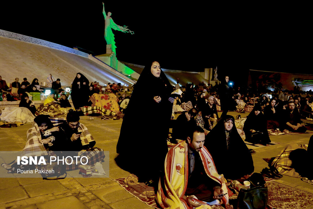 لیالی قدر، شب بیست و یکم ماه مبارک رمضان در باغ موزه دفاع مقدس همدان