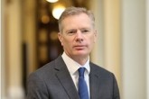 سفیر انگلیس: سیاست آمریکا درباره ایران جواب نمی‌دهد