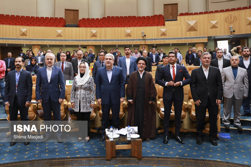 سورنا ستاری  معاون علمی و فناوری رییس‌جمهور ، سعید رضا عاملی دبیر شورای عالی انقلاب فرهنگی  در اولین مجمع نوآوری  آسیا و اقیانوسیه