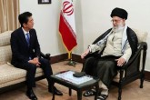 نخست‌وزیر ژاپن با رهبر معظم انقلاب دیدار کرد