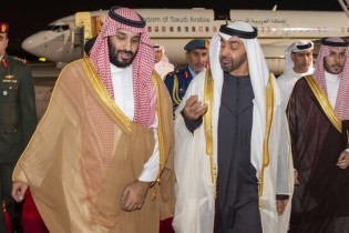 الجزیره: عربستان و امارات از لغو حمله به ایران خشمگین هستند