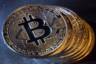 بیت کوین در یک روز ۳۸۰۰ دلار ریزش کرد!