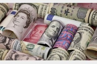 یورونیوز: قیمت دلار در بازار ایران کاهش یافت
