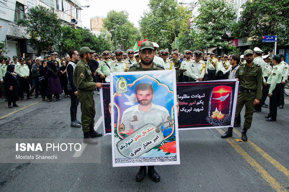 تشییع پیکر شهید «امیر مختار جعفری»، شهید درگیری‌های چند روز اخیر مامورین نیروی انتظامی در فنوج سیستان بلوچستان