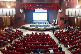اعضای هیات نمایندگان اتاق ایران خواستار حذف ارز ۴۲۰۰ تومانی شدند