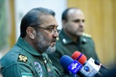 کسی قصد حمله داشته باشد در کسری از ثانیه طومارش را در هم می‌پیچیم