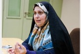 انتقاد تند پروانه سلحشوری از تبلیغ صداوسیما برای رواج کودک همسری / فکر ازدواج 11 میلیون دختر و پسر در سن ازدواج باشید