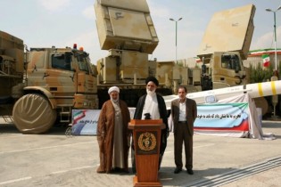 پیشرفت‌های روز افزون صنعت دفاعی دشمن را مبهوت کرده است