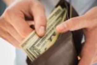 آمریکایی‌ها چه قدر پس انداز می‌کنند؟