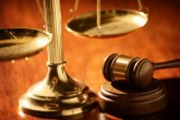 مذاکره با آمریکا تسلیم شدن در برابر استکبار محض است