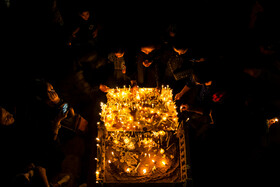 آیین شمع‌زنی عرب‌های مقیم بوشهر در شب عاشورای حسینی