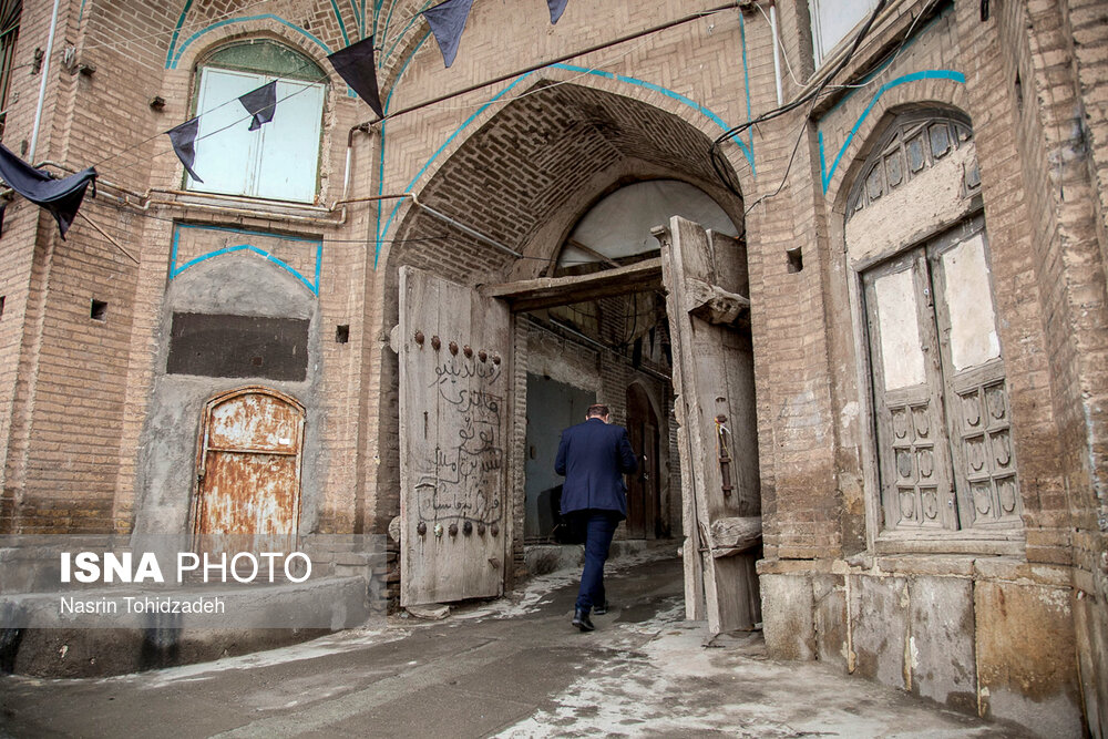 مراسم تعزیه خوانی و سوگواری ۲۸ صفر در سرای تاریخی وکیل الدوله - کرمانشاه
