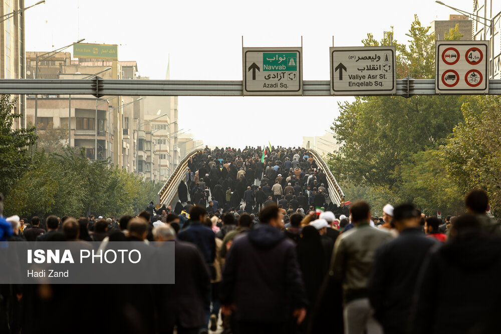 اجتماع مردم تهران در پی اعتراض به حوادث اخیر - محدوده خیابان فردوسی تا چهارراه ولیعصر