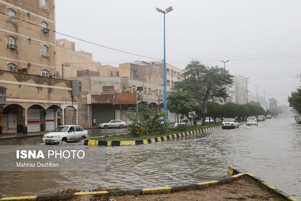 آبگرفتگی معابر شهر اهواز در پی بارندگی‌های اخیر