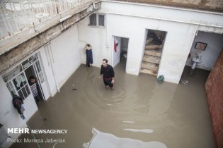 در حسرت لذت بردن از باران/ وقتی پیامد باران بیماری کودکان شد