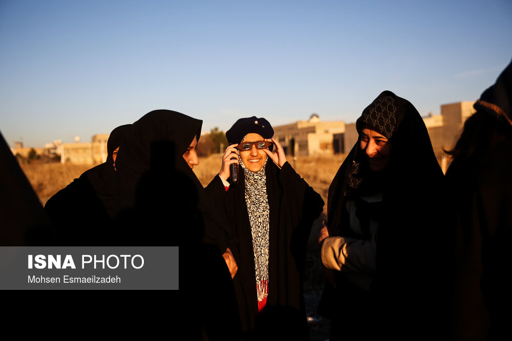 خورشیدگرفتگی ۵ دی - افلاک‌نما دانشگاه فردوسی مشهد