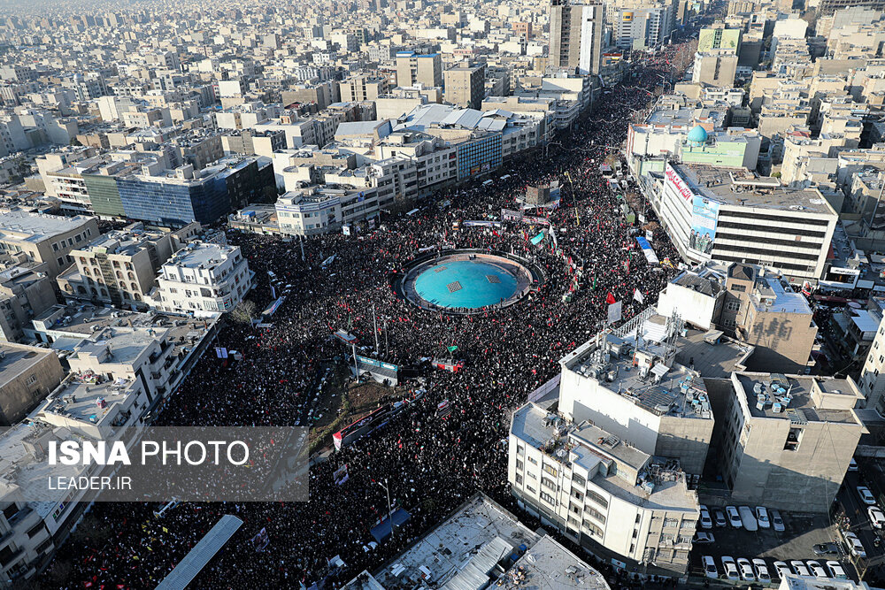 مراسم تشییع و اقامه نماز رهبری بر پیکر سردار بزرگ سپهبد شهید حاج قاسم سلیمانی و شهیدان مقاومت