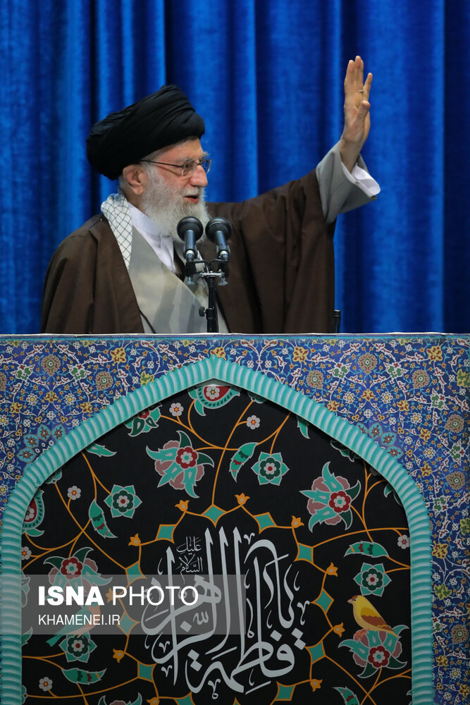 نماز جمعه امروز تهران ۲۷ دی ماه به امامت رهبر معظم انقلاب اسلامی در مصلای امام خمینی(ره)