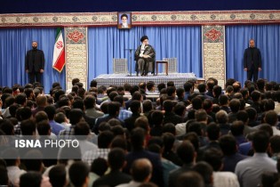 هر کس به ایران و امنیت آن علاقه‌مند است باید در انتخابات شرکت کند