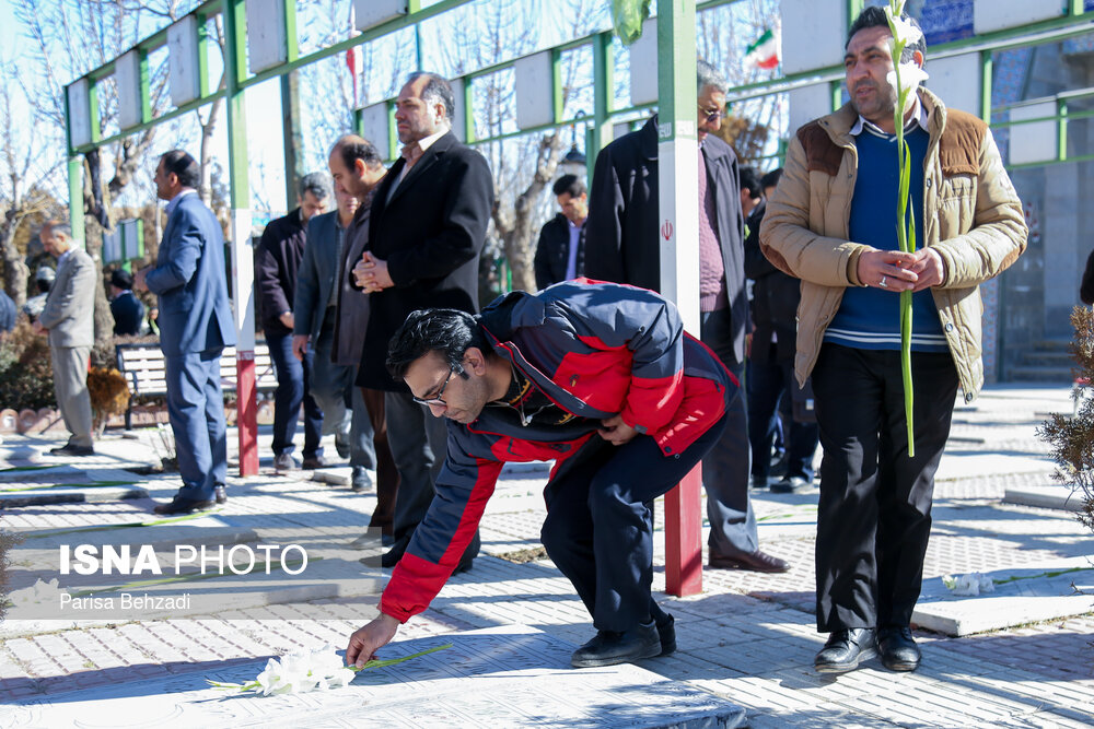 تجدید میثاق دانشگاهیان استان مرکزی با شهدا