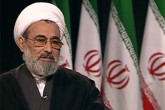 کسانی که با جریان نفاق و غربگراها همراهی کنند در خط امام نیستند