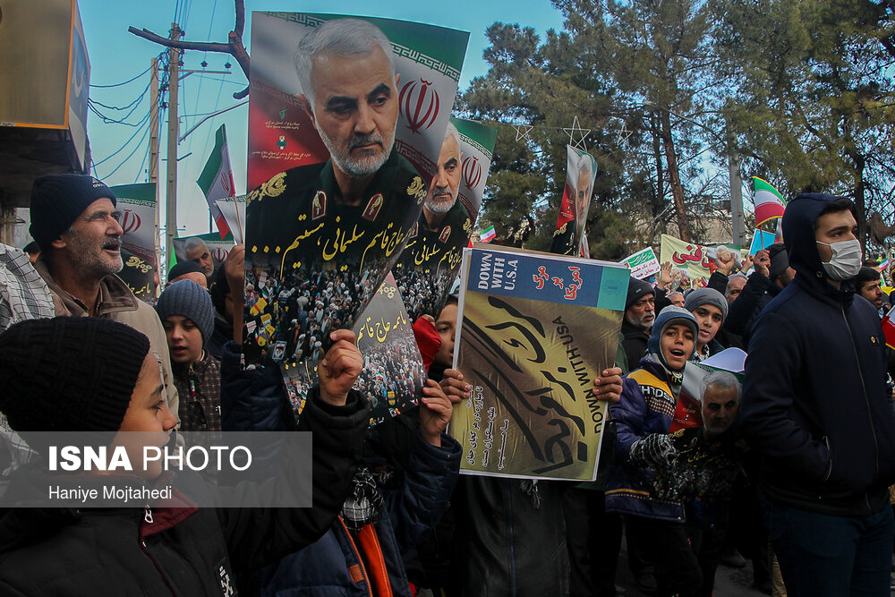 راهپیمایی ۲۲ بهمن در ساوه