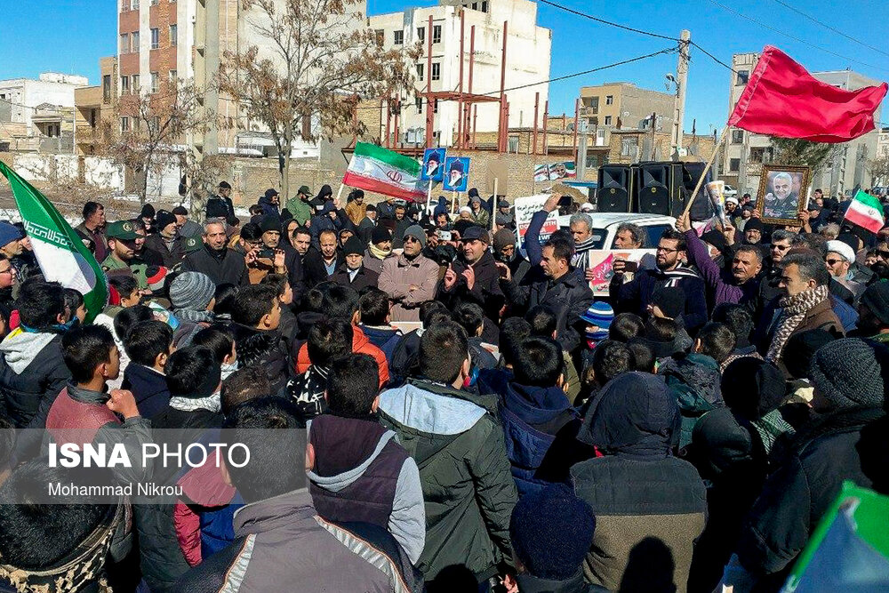 راهپیمایی ۲۲ بهمن در زرندیه