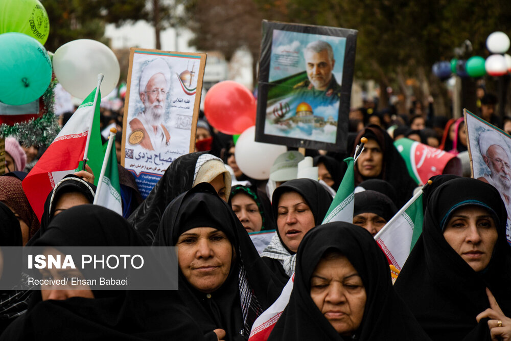 راهپیمایی ۲۲ بهمن در درگز