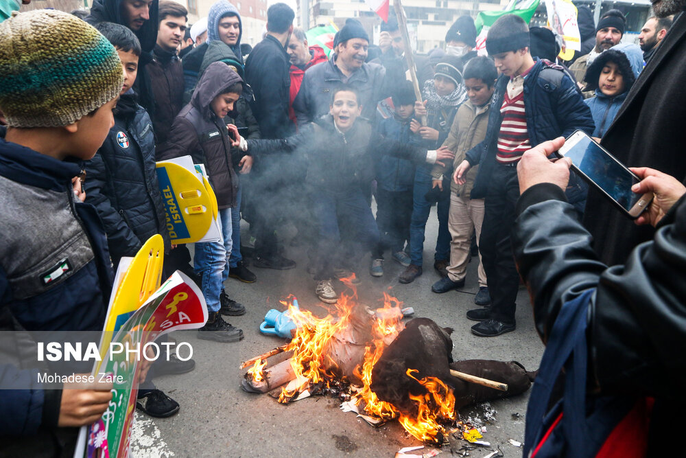 راهپیمایی ۲۲ بهمن در مشهد