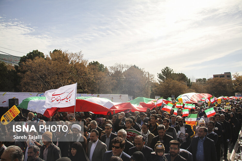 راهپیمایی ۲۲ بهمن کرمان