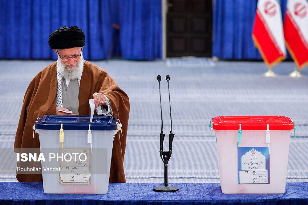 حضور مقام معظم رهبری در یازدهمین دوره انتخابات مجلس شورای اسلامی و میان‌دوره ای مجلس خبرگان