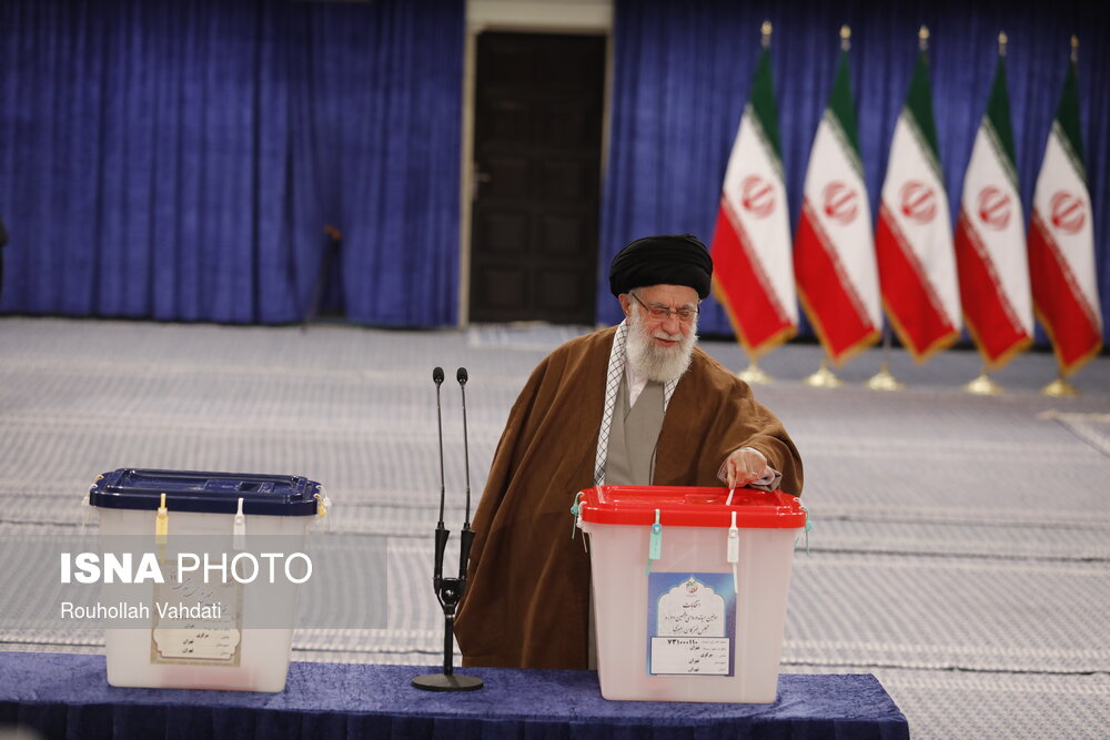 حضور مقام معظم رهبری در یازدهمین دوره انتخابات مجلس شورای اسلامی و میان‌دوره ای مجلس خبرگان