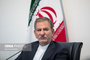 با وجود تحریم‌ها و فشارها تجهیزات مورد نیاز بخش پزشکی و درمانی کشور را تأمین خواهیم کرد