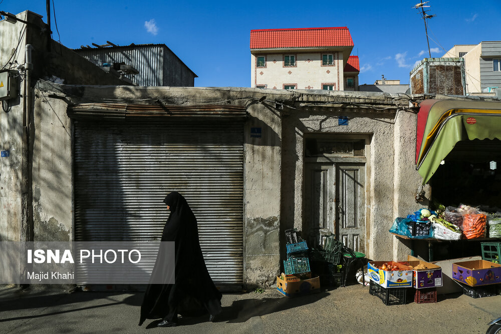 با وجود گسترش تخریب ساختمانهای قدیمی وتاریخی ‌توسط شهرداریها ودیگر نهادها اما همچنان بیشتر نقاط این محله،اصالت خود راحفظ کرده‌اند.
ودست نخورده باقی مانده‌اند.