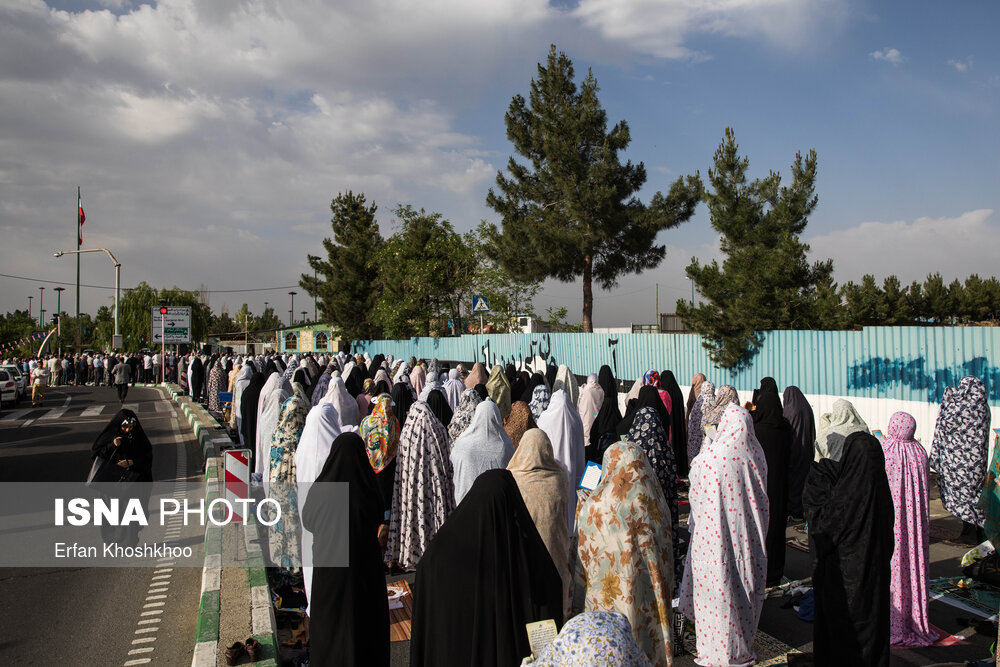 اقامه نماز عید سعید فطر - میدان بهرود