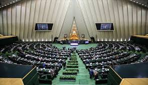 دست دوستی خود را به سمت مجلس جدید دراز می‌کنیم